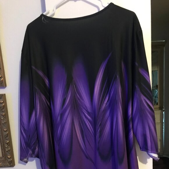 Temu tunic, size 3X, lovely purple feathery pattern. Light and beautiful. - Picture 10 of 14